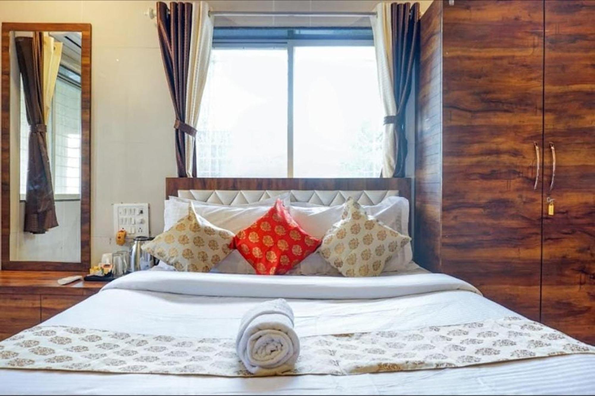 Crystal Villa 潘奇加尼 外观 照片